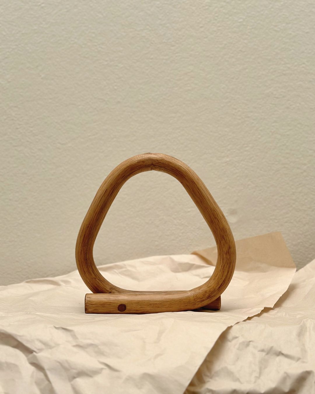 Rattan delta vase - Oak color